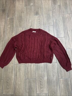 Jolie & Joy Women's Cable Knit Crewneck Sweater - Burgundy, size Medium. NWT